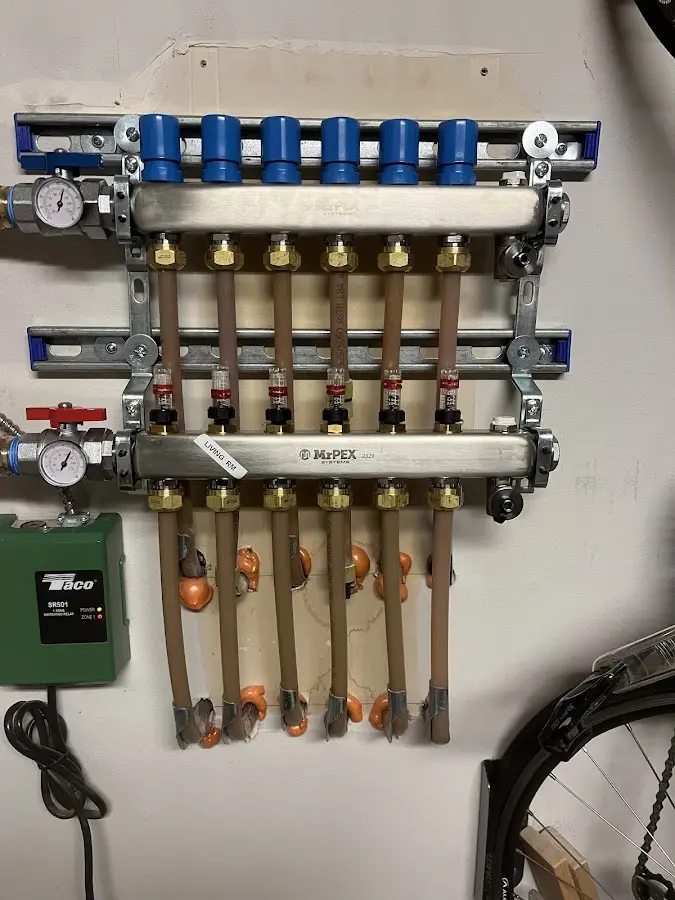 Plumber performing Gas Leak Detection at a residential property in St. Louis